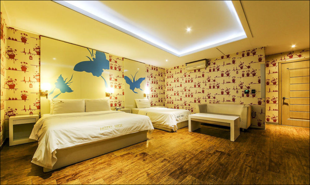 Nice Hotel Uijeongbu Εξωτερικό φωτογραφία